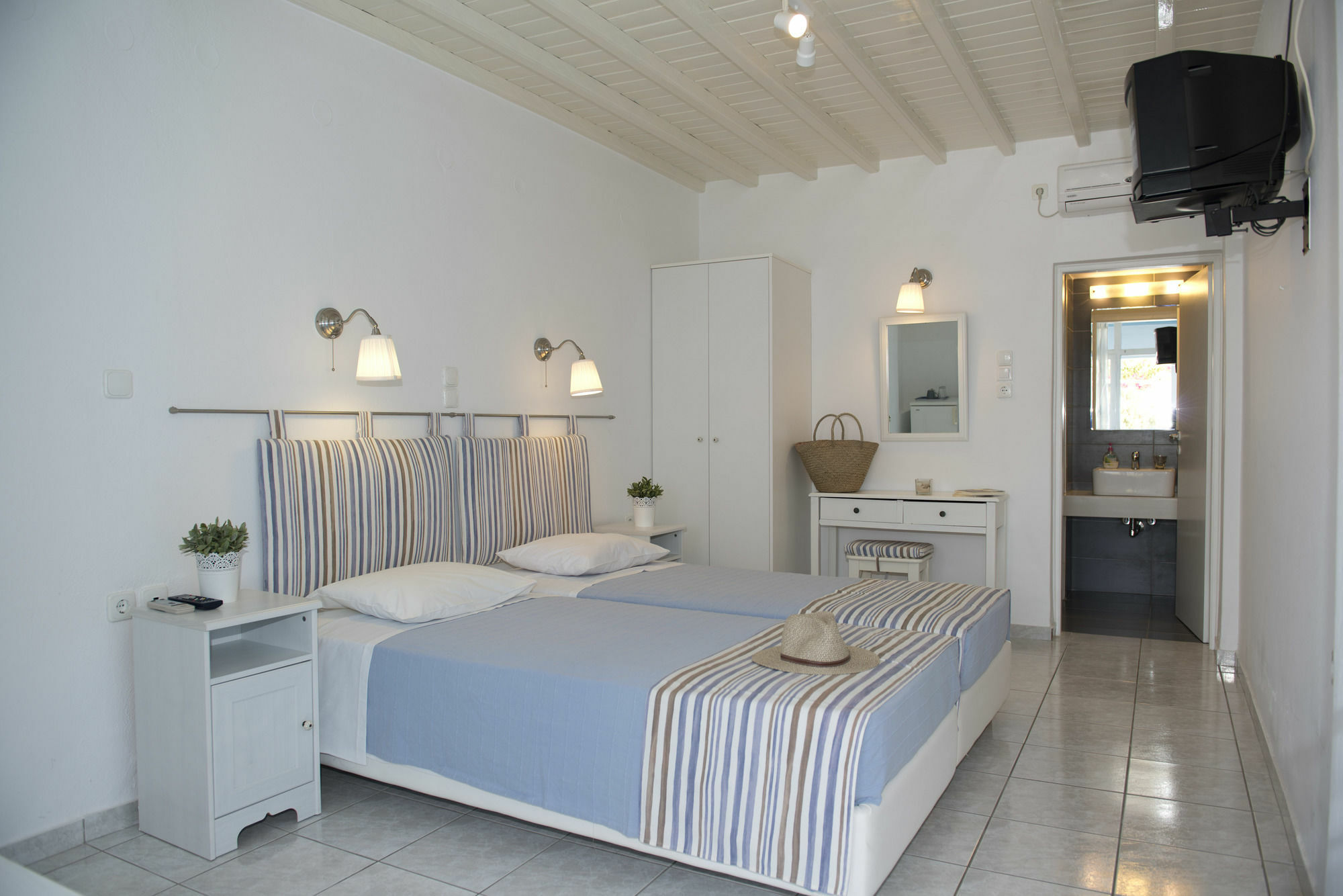 Asimina Hotel Tourlos Ngoại thất bức ảnh